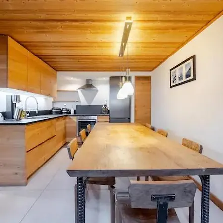 Marmotte Mountain Pic Chalet Chamonix